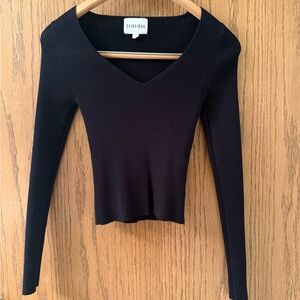 Olive & Oak Black Ribbed V-Neck Long Sleeve Top